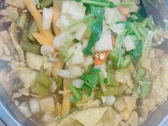 -柳州肥姨妈大骨螺蛳粉(东靖路店)