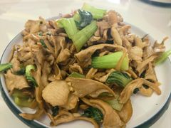 -何适山庄 ·可团建(水长城P2停车场店)