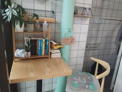 -蜜蜂小象·榴莲千层蛋糕(时代汇11栋店)