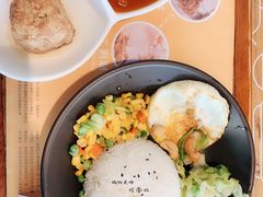 龙虾狮子头饭-海盗虾饭·剥好的小龙虾饭(SOHO尚都店)