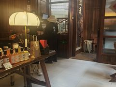 -银米·云南传统过桥米线(双廊黑金冠店)