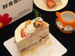 -花花卷卷·鲜食蛋糕(泉屋店)