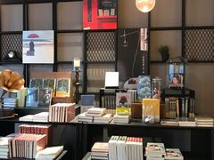 -阅西安新华书店(翠华南路店)