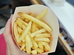 -麦当劳(轻轨曹杨路店)