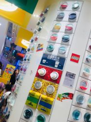 -乐高品牌旗舰店(人民广场店)