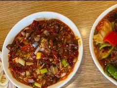 -歹歹的加个面过油肉拌面