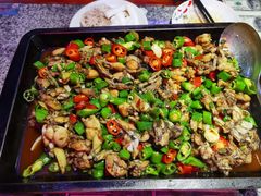 炭烧牛蛙平锅紫苏味-蘭奢雅集·江浙菜(青山江滩店)