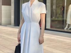 -塞拉瓦莱名品奥特莱斯