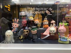 -泡泡玛特POPMART(上海环球港店)