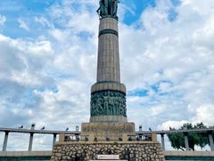 -人民防洪胜利纪念塔