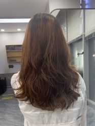 -藤野造型烫染·漂发