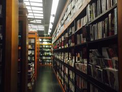 -西西弗书店&矢量咖啡(壹方购物中心店)