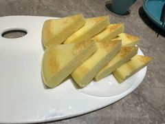 -月枫江南小馆(绿地缤纷广场店)
