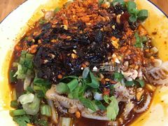 -拈签一笑黄牛肉辣卤串串