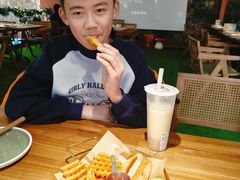 -Dragon Pizza•圆脸龙披萨·牛排餐厅