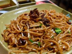干炒牛河-胡须佬鸡煲四季火锅(龙珠大道店)