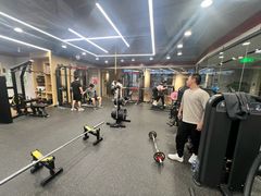 -VLines耀能运动Space&Flow(国贸店)