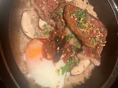 黑松露澳洲和牛鹅肝釜饭-BONBON 西餐·甜品