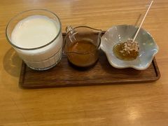 -默迹咖啡馆