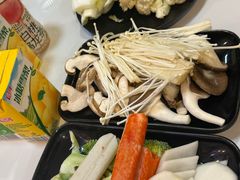 -尚品海鲜肥牛自助火锅(湖明店)