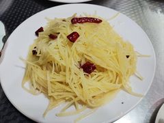 酸辣土豆丝-名超海鲜烧烤大排档