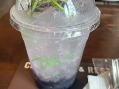 蓝莓气泡水-Chom Cafe and Restaurant