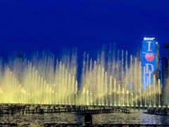 -东港音乐喷泉广场