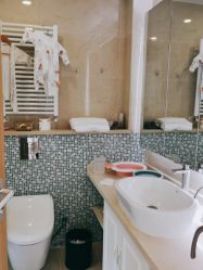 -海豚湾高端月子会所(黄浦店)