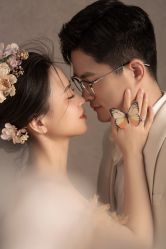 -雪中彩影婚纱摄影·微光艺术中心