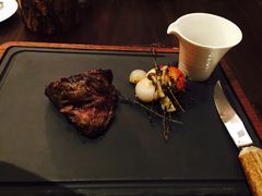 -恰餐厅及酒吧 CHAR Bar & Grill (北京丽都皇冠假日店)