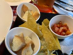 -鲨鱼美式餐厅酒吧Sharky