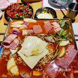 西湖边的一家韩料好店