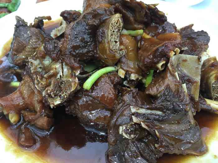 三府农家-"这是家很有特色的农家乐菜馆,面积很大进门.