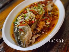 油泼水库鱼-小仙居·农家宴烤羊· 农庄