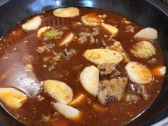 -九妹农家大铁锅东北菜(江湾店)