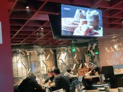 大堂-老墙根涮肉·铜锅·烧烤(欢乐谷·王四营店)