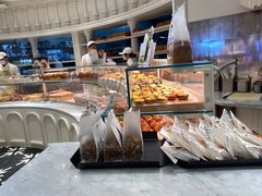 -HOT CRUSH趁热集合·现烤面包(环球港店)