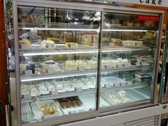 面包甜点陈列柜-凯司令(蒙自路店)