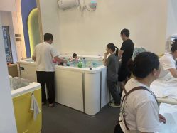 -乐悠游儿童游泳馆(宝安妇幼店)