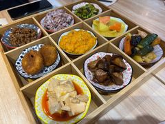 -轻蔬不用等·素食(江苏路店)