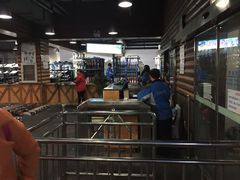 -乔波室内滑雪场