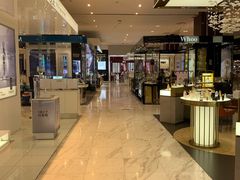 -乐天百货(环球中心店)