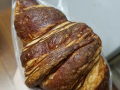 碱水羊角-安上烘焙 ENCHANTE(世纪汇店)