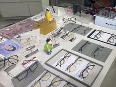 -视野联行眼镜蔡司·依视路官方授权店(顺城店)