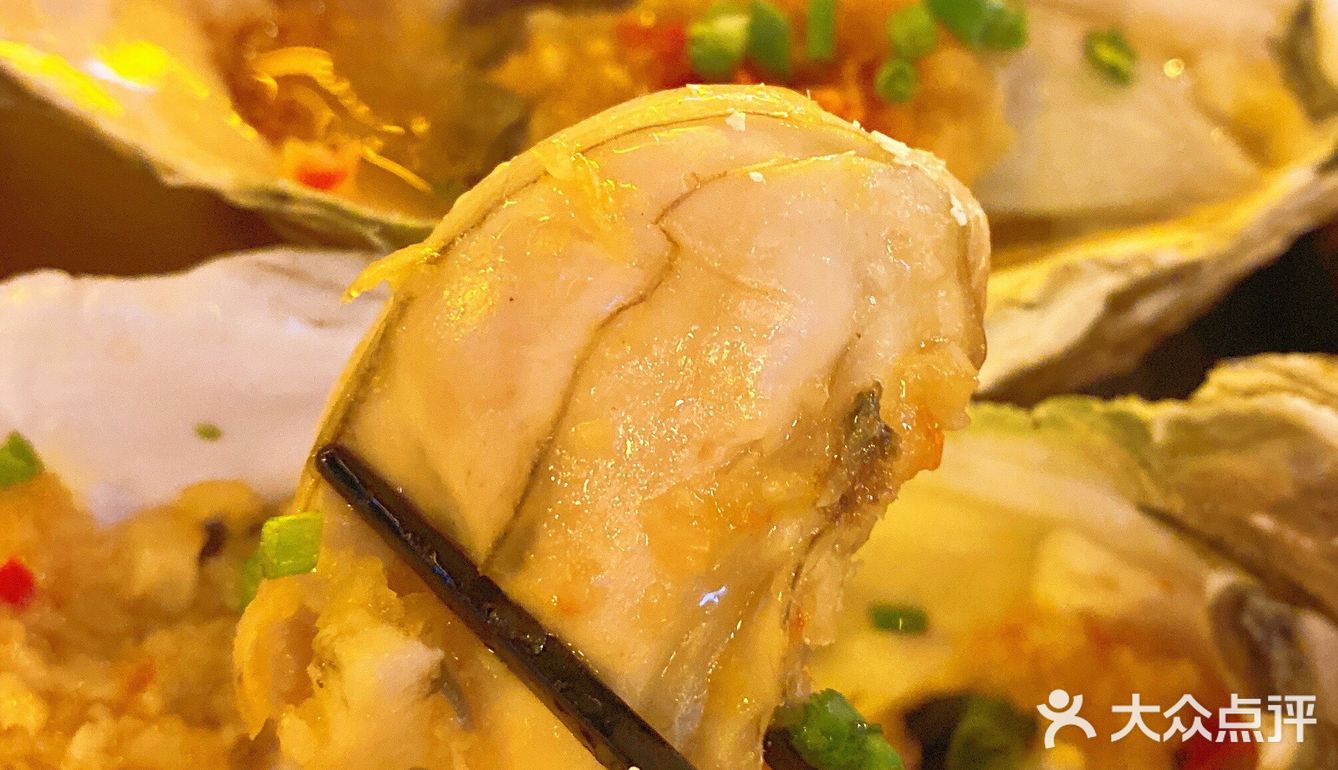 “江湖”味儿国潮风烧烤酒场