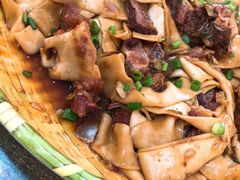 -壹阁胡羊焖饼(特色小吃街店)
