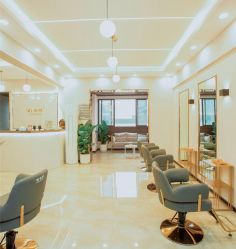 -V8潮牌·接发烫染连锁