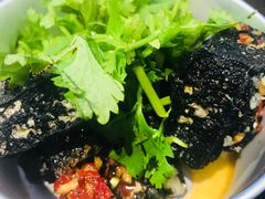 -黑色经典臭豆腐·湖南特产(太平街口店)