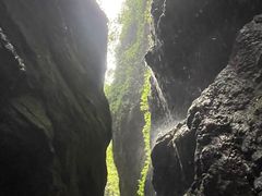 -龙水峡地缝景区