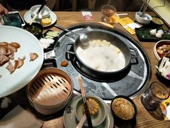 -三人行骨头王火锅(长寿店)